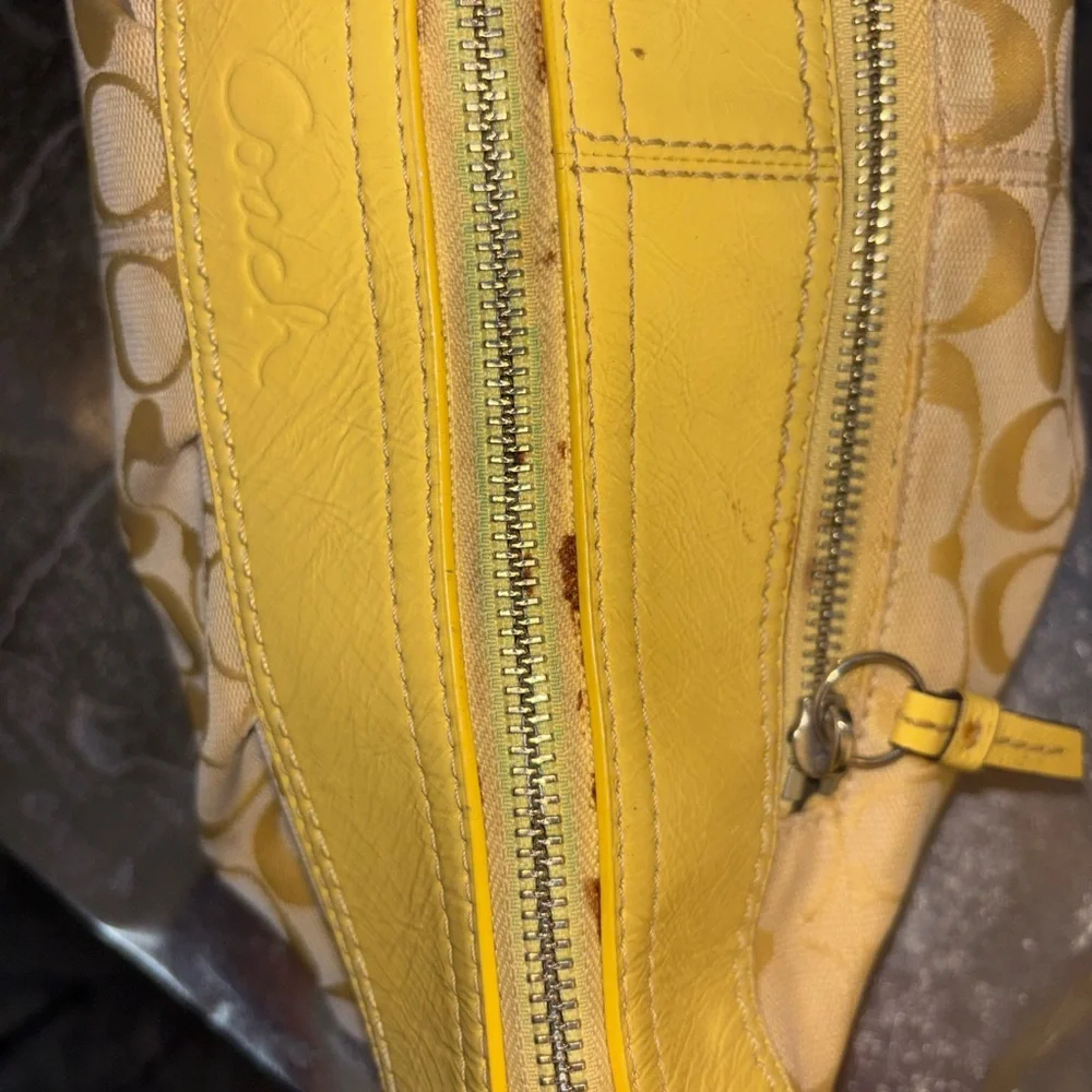 Coach Soho Pleated Yellow Signature Hobo Shoulder Bag 2010 - Picture 7 of 9
